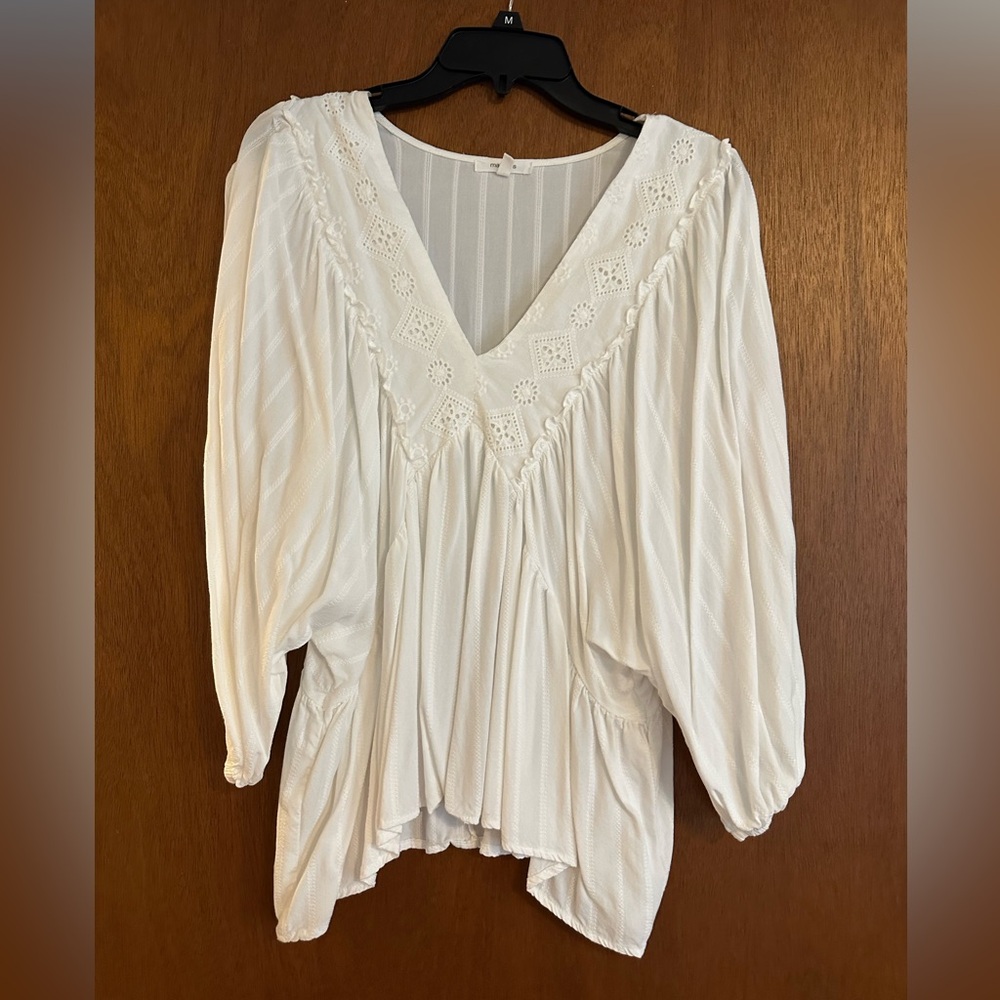 Maurices White Embroidered V-Neck Peasant Tunic